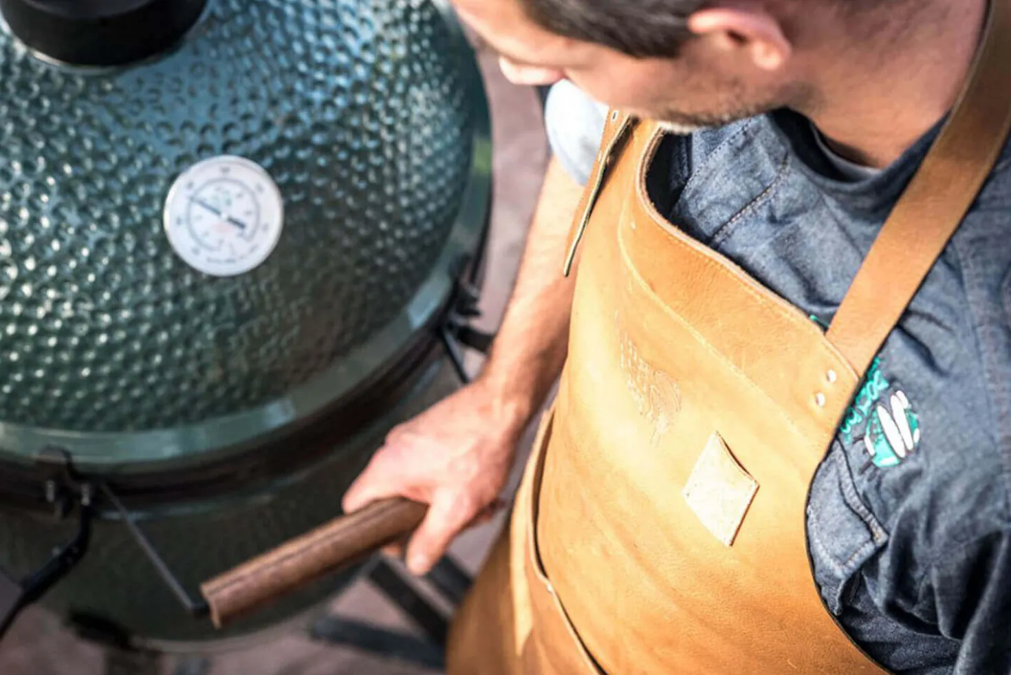 Barbecue Big Green Egg Medium multifonctions en céramique de qualité supérieure