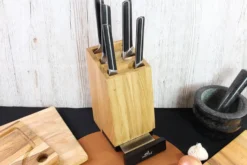 Bloc en chêne 5 couteaux cuisine Sabatier International avec support tablette intégré