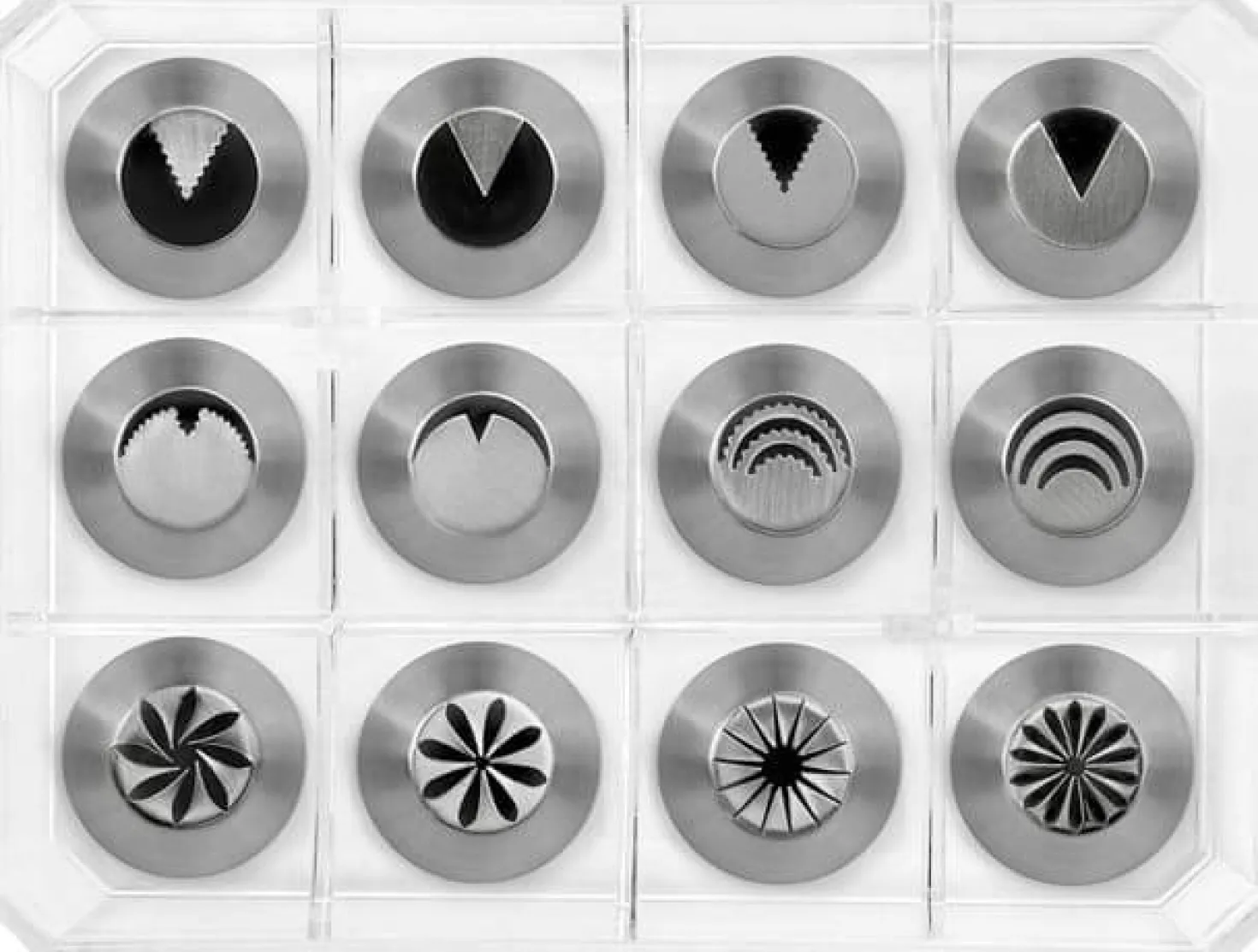 Boite de 12 douilles assorties tout inox décor floral