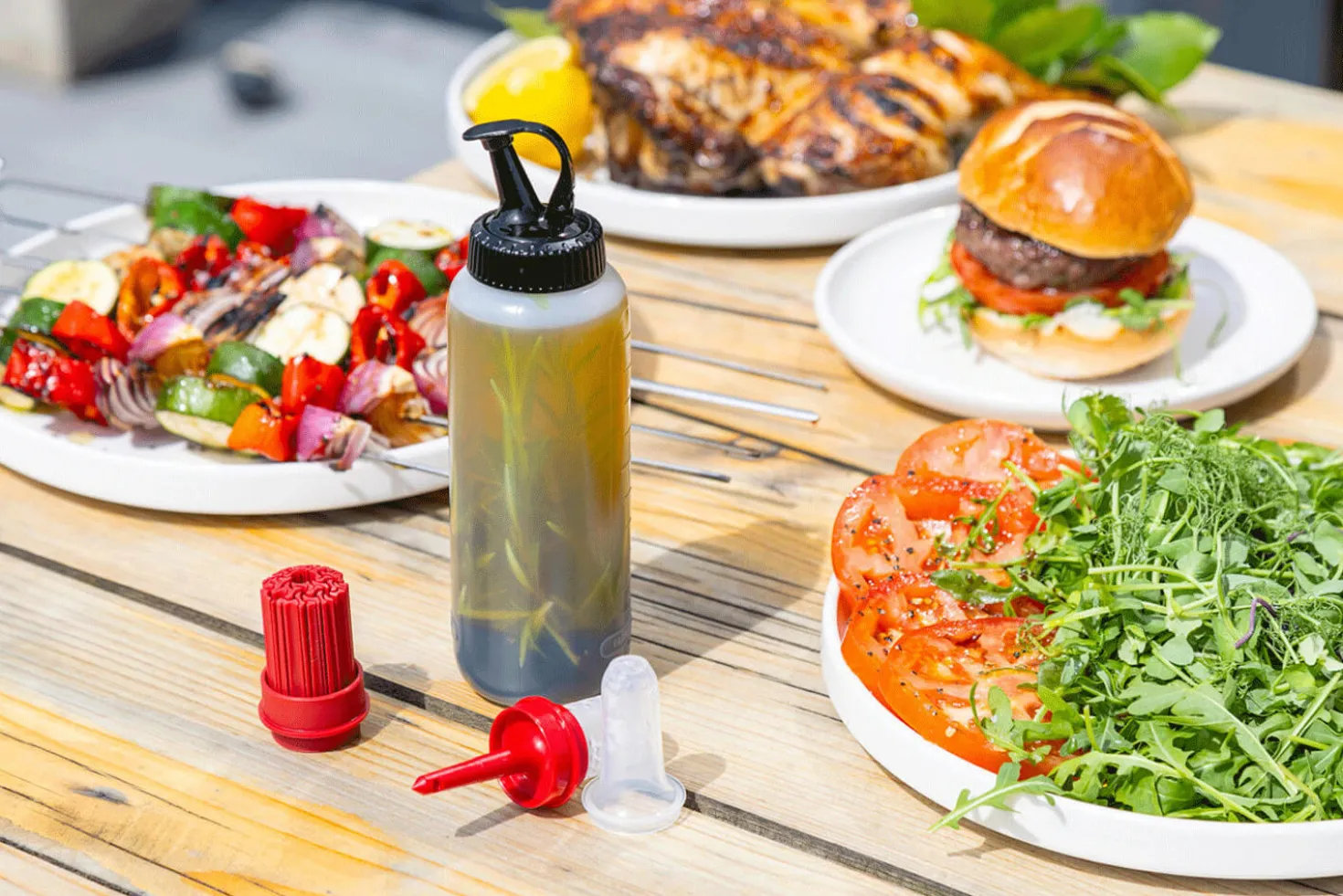 Bouteille à sauce pour barbecue MasterClass en polymère avec 3 têtes interchangeables
