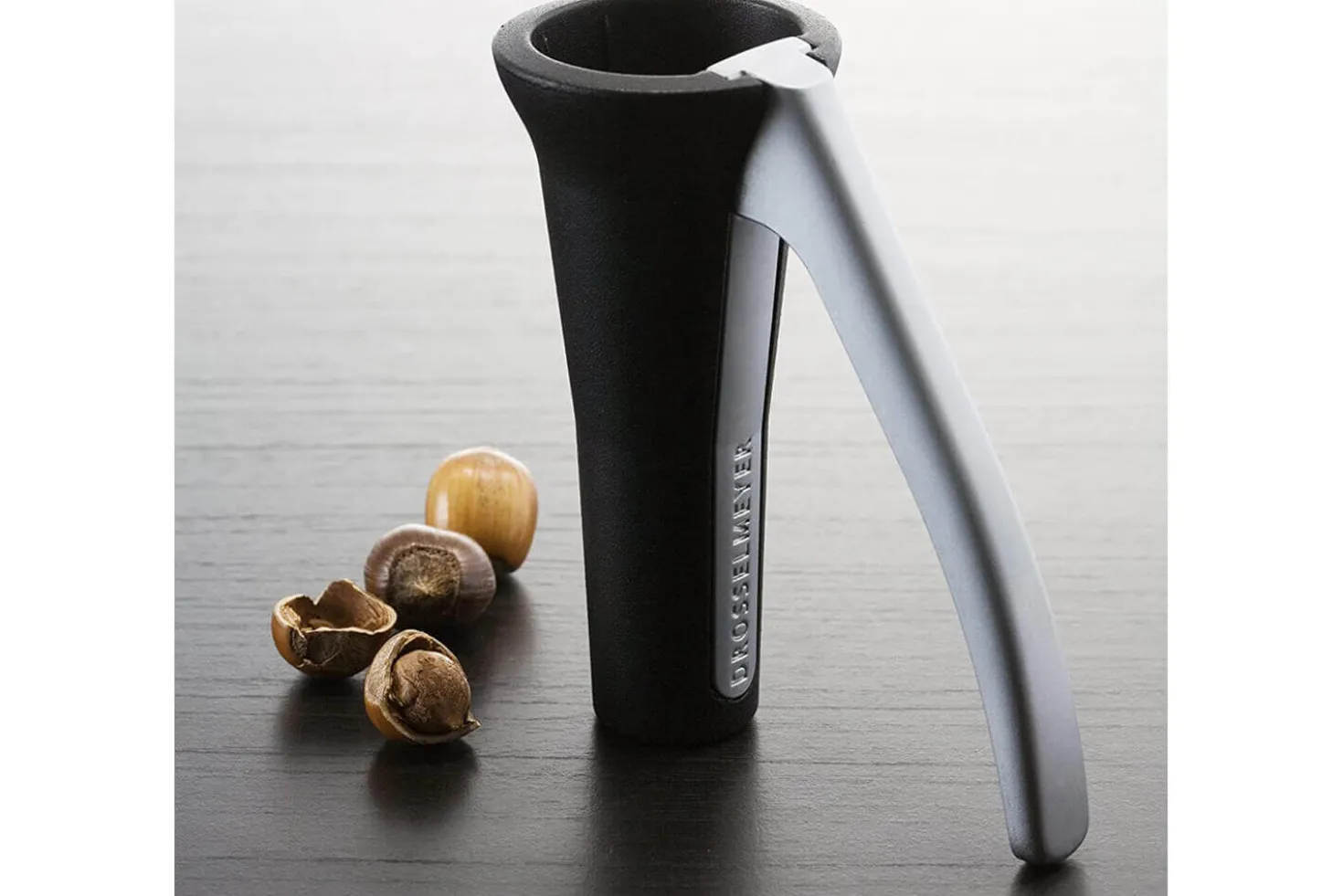 Casse-noix conique Drosselmeyer zamak et aluminium