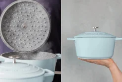 Cocotte MasterClass compatible induction en fonte d'aluminium bleu pastel 4L