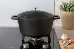 Cocotte MasterClass compatible induction en fonte d'aluminium noir 4L