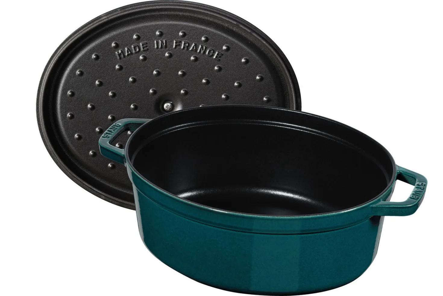 Cocotte ovale Staub en fonte émaillée La Mer