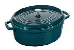 Cocotte ovale Staub en fonte émaillée La Mer