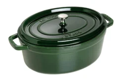 Cocotte Staub ovale en fonte émaillée basilic