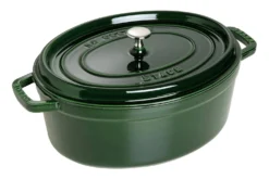 Cocotte Staub ovale en fonte émaillée basilic