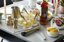 Coffret cocktail Point Virgule 4 accessoires en inox doré