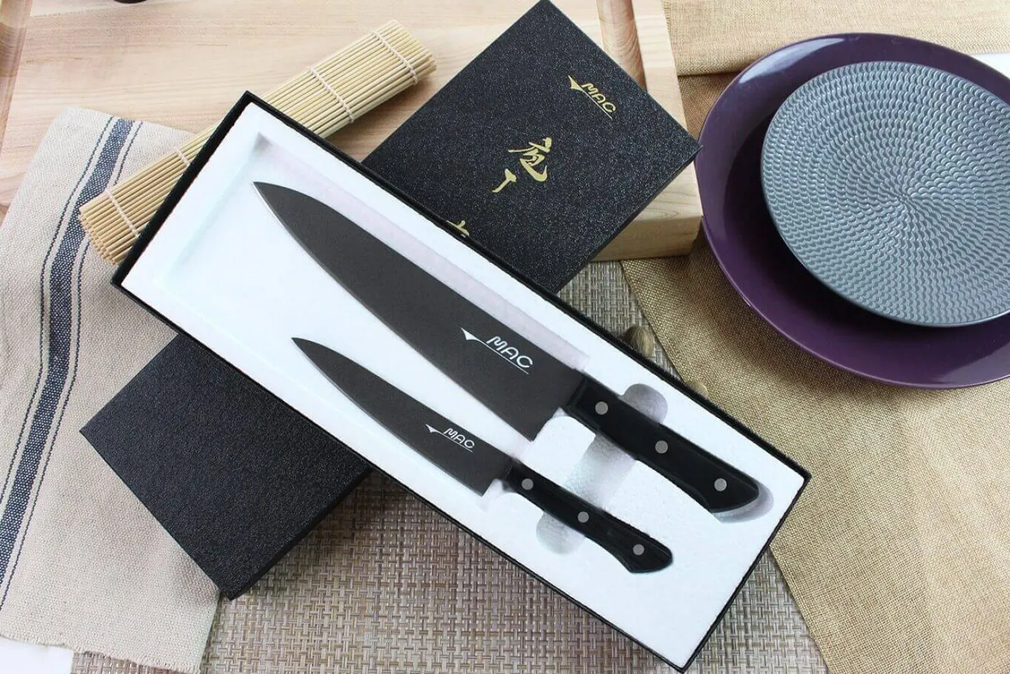 Coffret 2 couteaux japonais MAC Black Universel + Chef 21.5cm