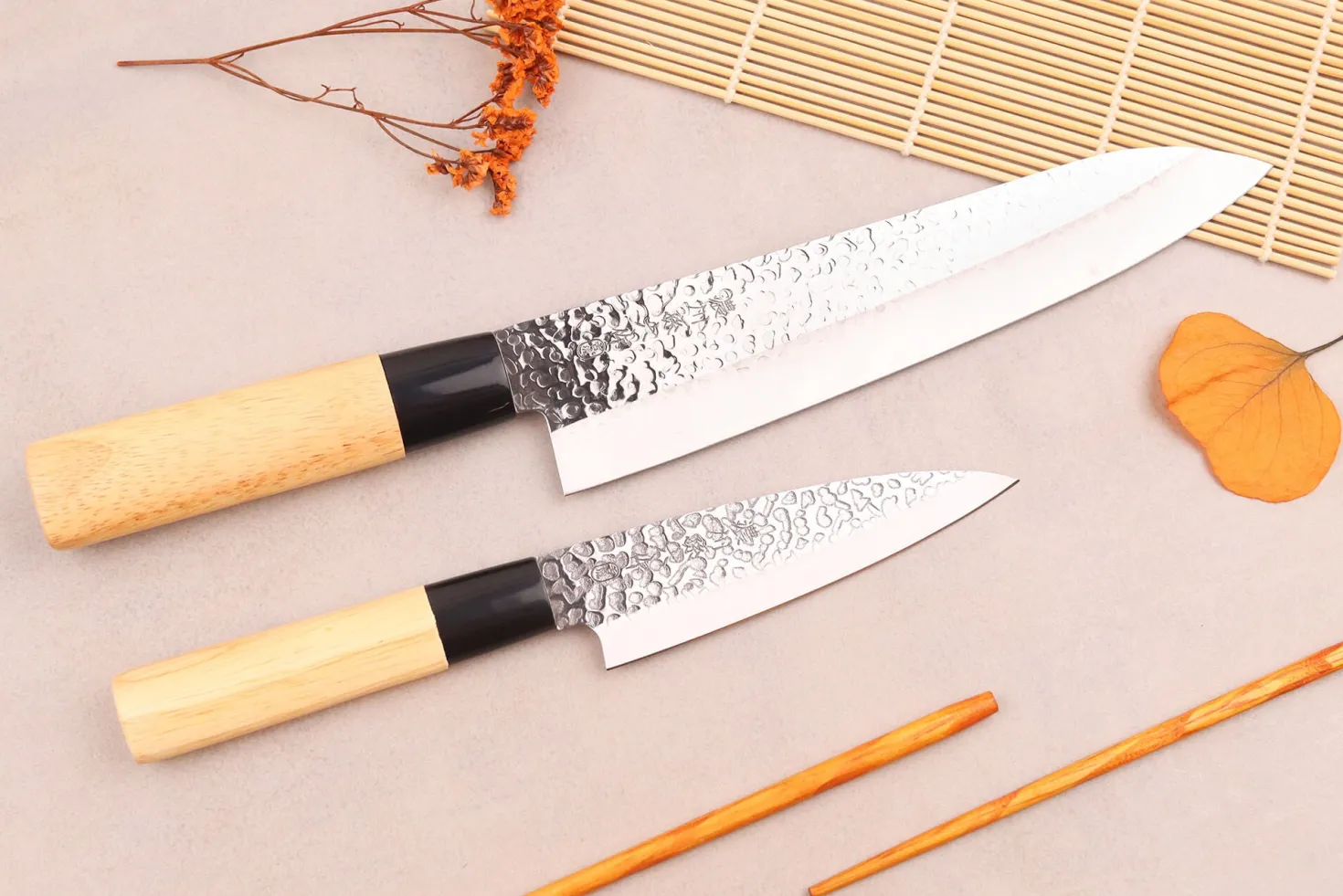Coffret 2 couteaux japonais Satake Cutlery Tsuchime chef + deba