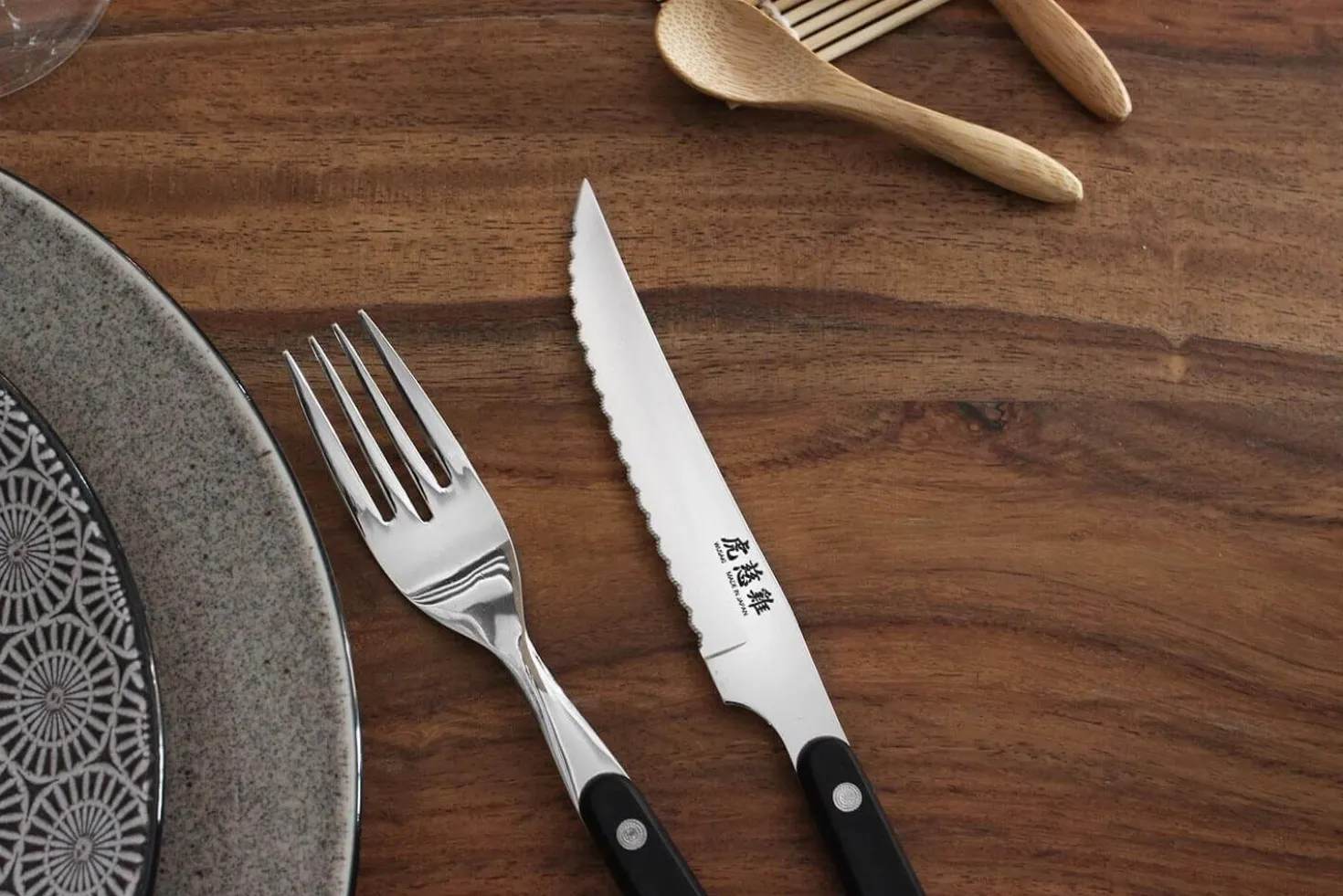 Coffret de table Wusaki 2 couteaux à steak 11cm + 2 fourchettes