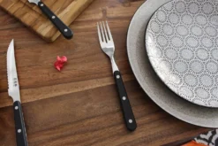 Coffret de table Wusaki 2 couteaux à steak 11cm + 2 fourchettes
