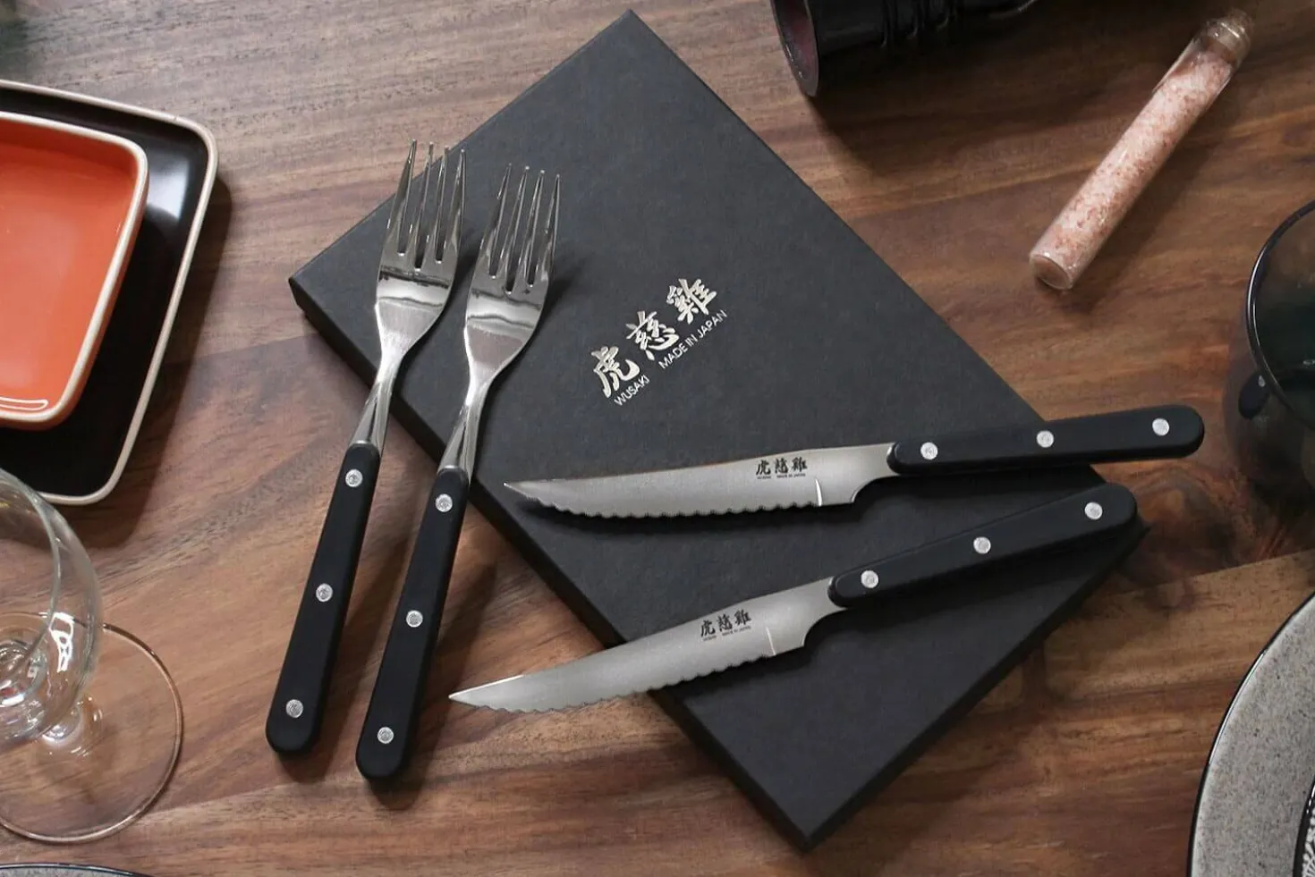 Coffret de table Wusaki 2 couteaux à steak 11cm + 2 fourchettes