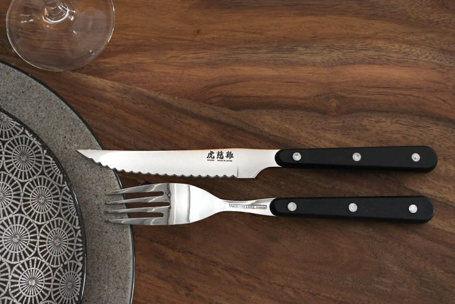Coffret de table Wusaki 2 couteaux à steak 11cm + 2 fourchettes
