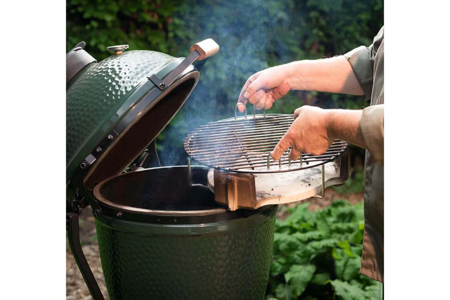ConvEGGtor en céramique pour barbecue Big Green Egg Mini
