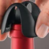 Coupe capsule à vin 4 molettes Vacu Vin noir