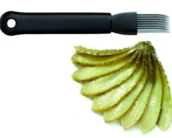 Coupe cornichons TRIANGLE 8 lames inox acérées 18 cm