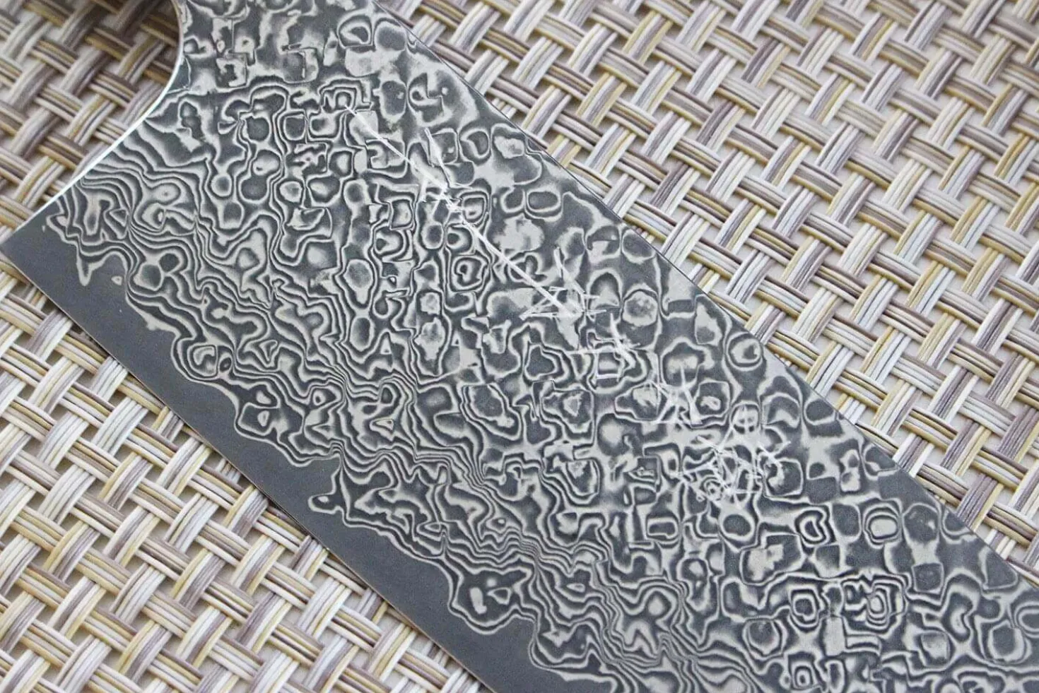 Couteau bunka japonais artisanal Yoshimi Kato 16.5cm VG10 Nickel Damascus