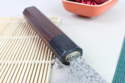 Couteau bunka japonais artisanal martelé Yu Kurosaki Shizuku 17cm acier SG2