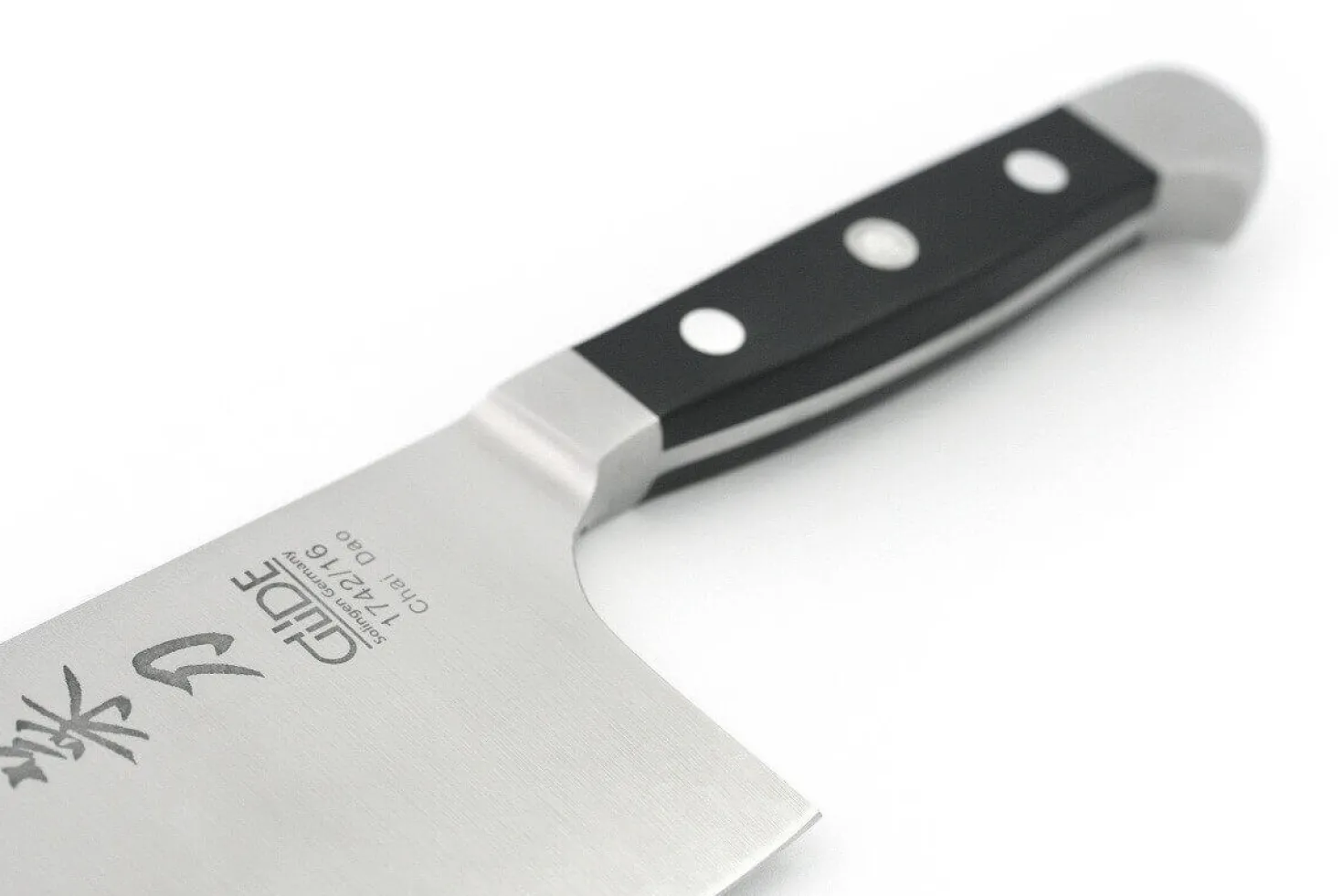 Couteau de chef chinois Güde Alpha 16cm en acier forgé