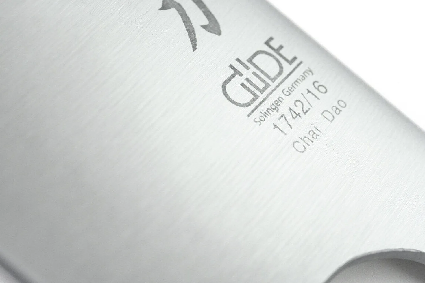 Couteau de chef chinois Güde Alpha 16cm en acier forgé