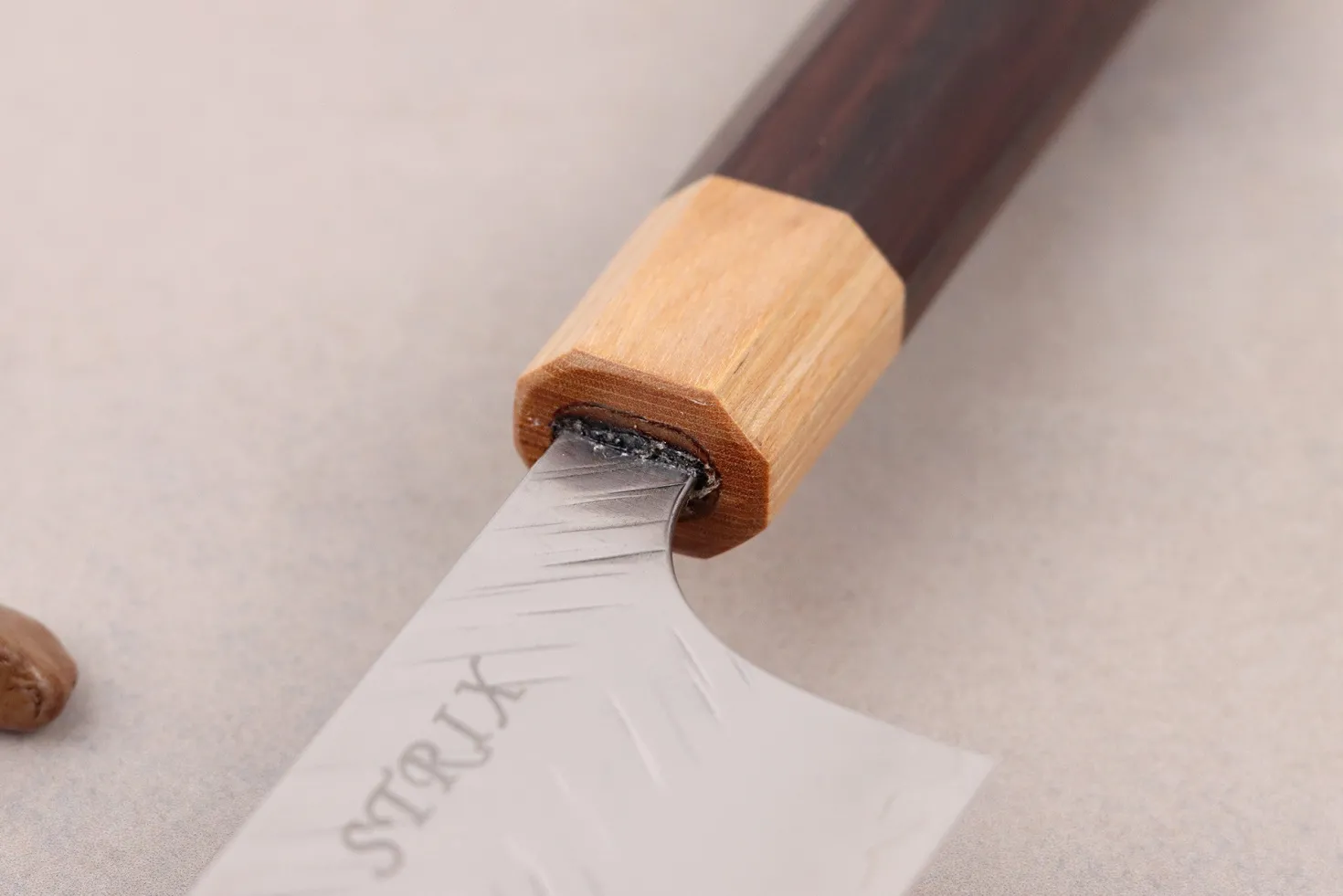 Couteau de chef 21cm japonais artisanal Yoshimi Kato SPG Strix V-Tsuchime