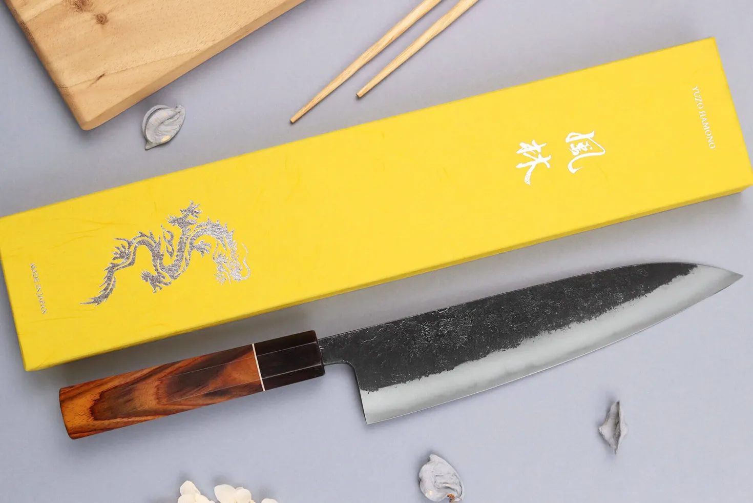 Couteau de chef 21cm japonais artisanal Yuzo Black Nashiji