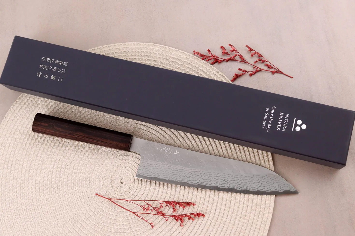 Couteau de chef 20cm japonais artisanal Nigara Hamono Tsuchime VG10 damas