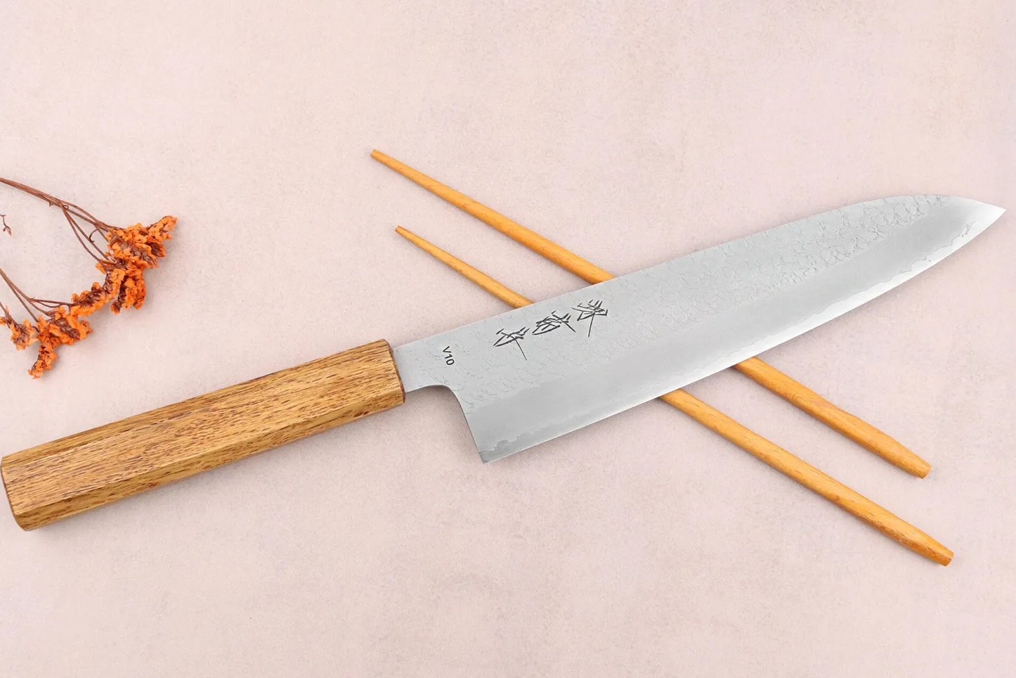 Couteau de chef 21cm japonais artisanal Sakai Kikumori TS10 en chêne