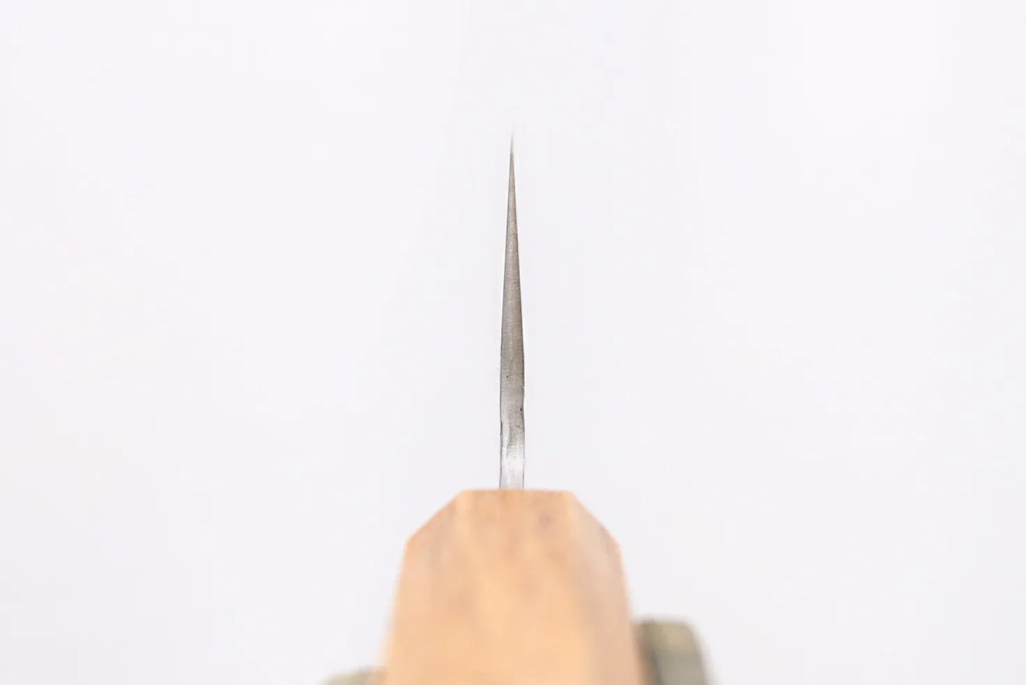 Couteau de chef 21cm japonais artisanal Sakai Kikumori TS10 en chêne