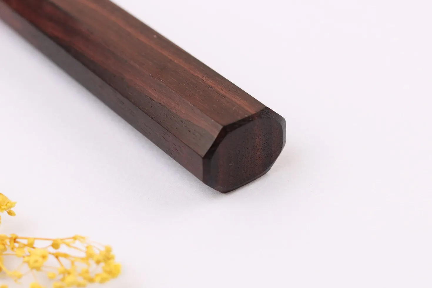 Couteau de chef 18cm japonais artisanal Takeshi Saji VG10 Rainbow Nashiji