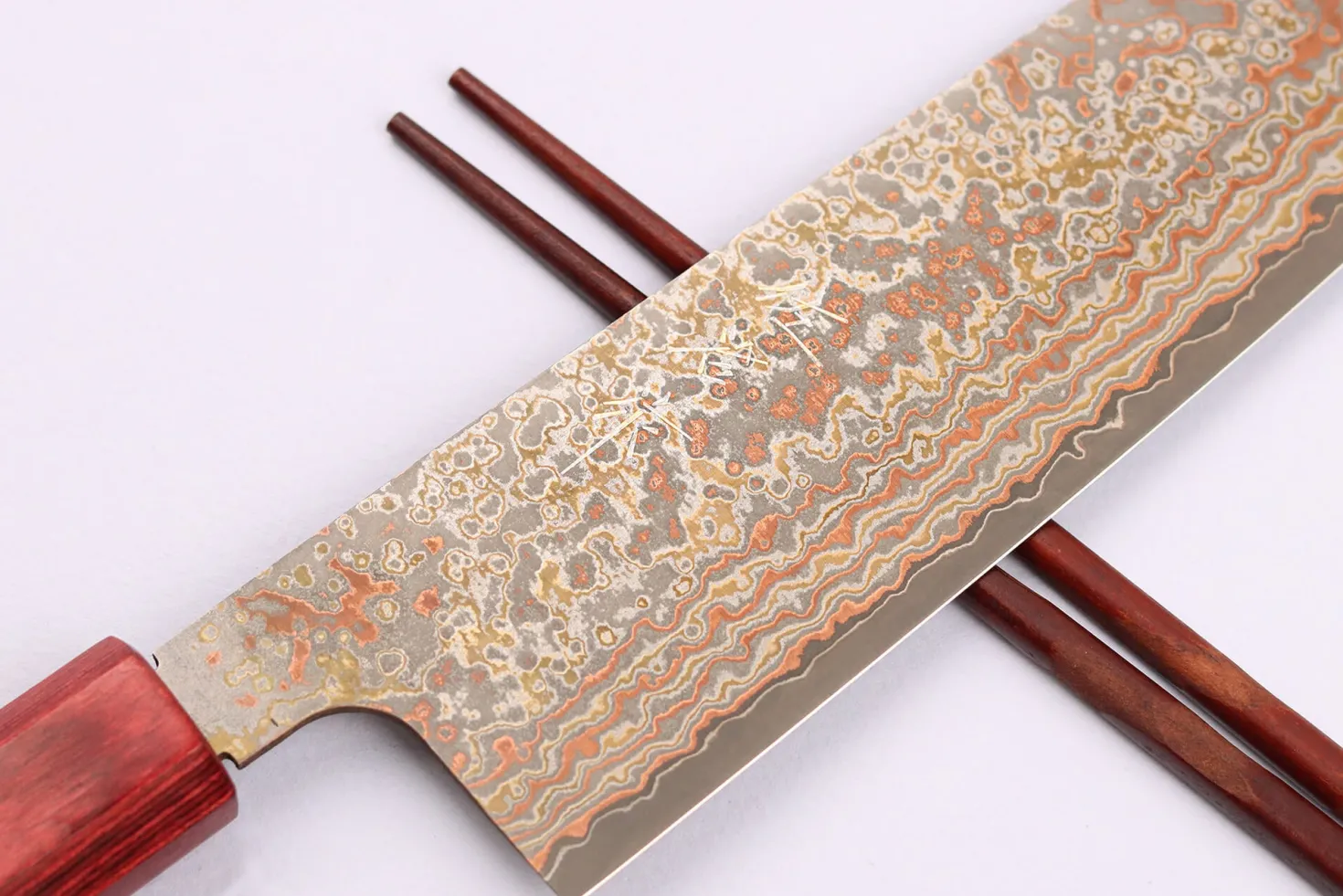 Couteau de chef 24cm japonais artisanal Takeshi Saji VG10 Rainbow Nashiji
