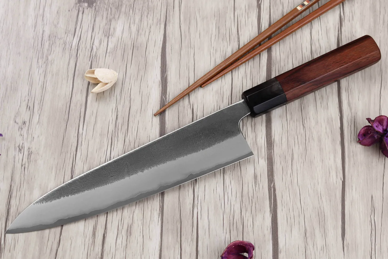 Couteau de chef 21cm japonais artisanal Toshihiro Wakui Shirogami 2 San Maï nashiji