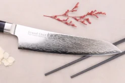 Couteau de chef 21cm japonais Sakai Takayuki Grand Chef Seigaiha Damas 45 couches