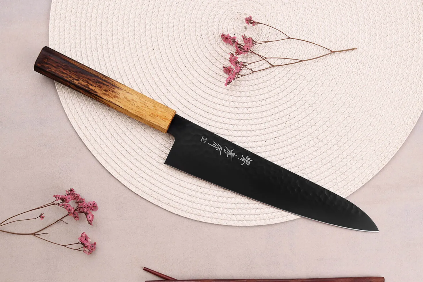 Couteau de chef 21cm japonais Sakai Takayuki Kurokage VG10 manche en chêne brûlé