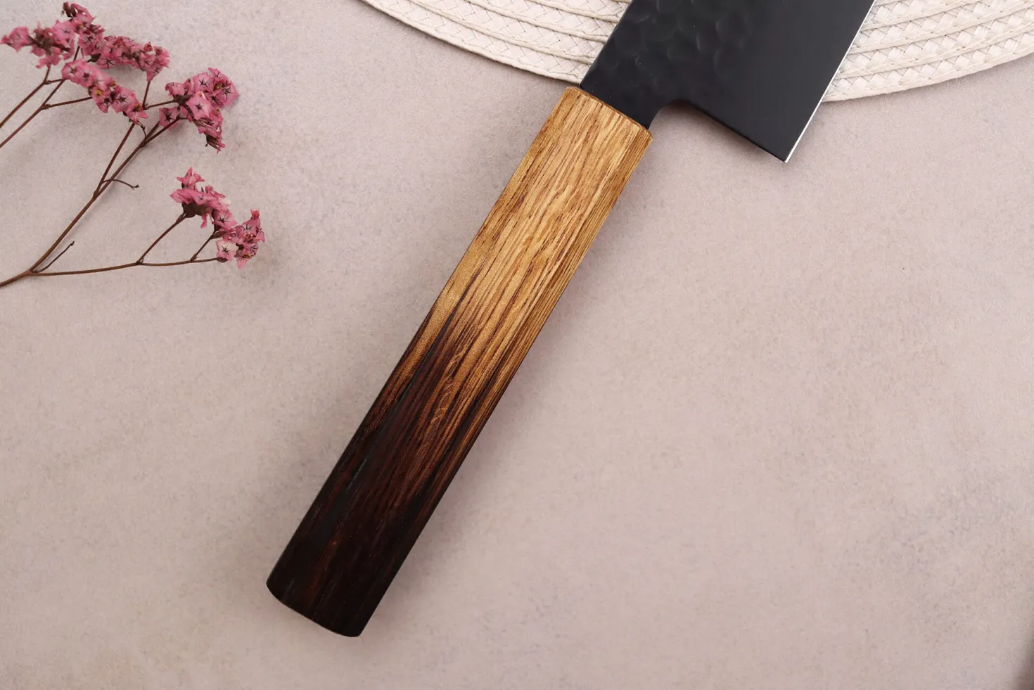 Couteau de chef 24cm japonais Sakai Takayuki Kurokage VG10 manche en chêne brûlé