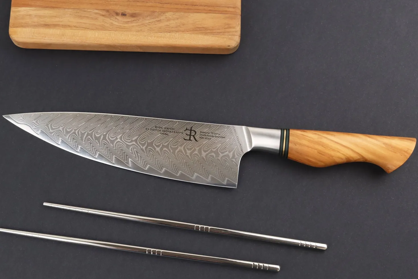 Couteau de chef 21cm Ryda Knives ST650 Damas et manche en olivier