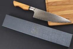 Couteau de chef 21cm Ryda Knives ST650 Damas et manche en olivier