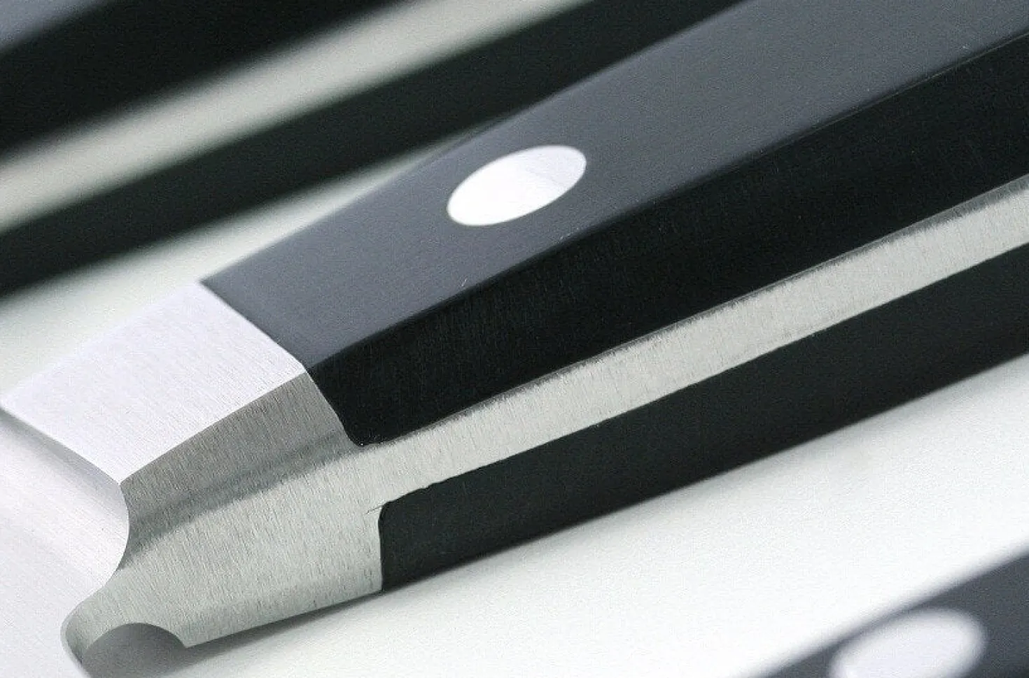 Couteau de chef Güde Alpha 26cm en acier forgé