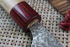 Couteau de chef japonais artisanal Yoshimi Kato 18cm VG10 Nickel Damascus cerisier