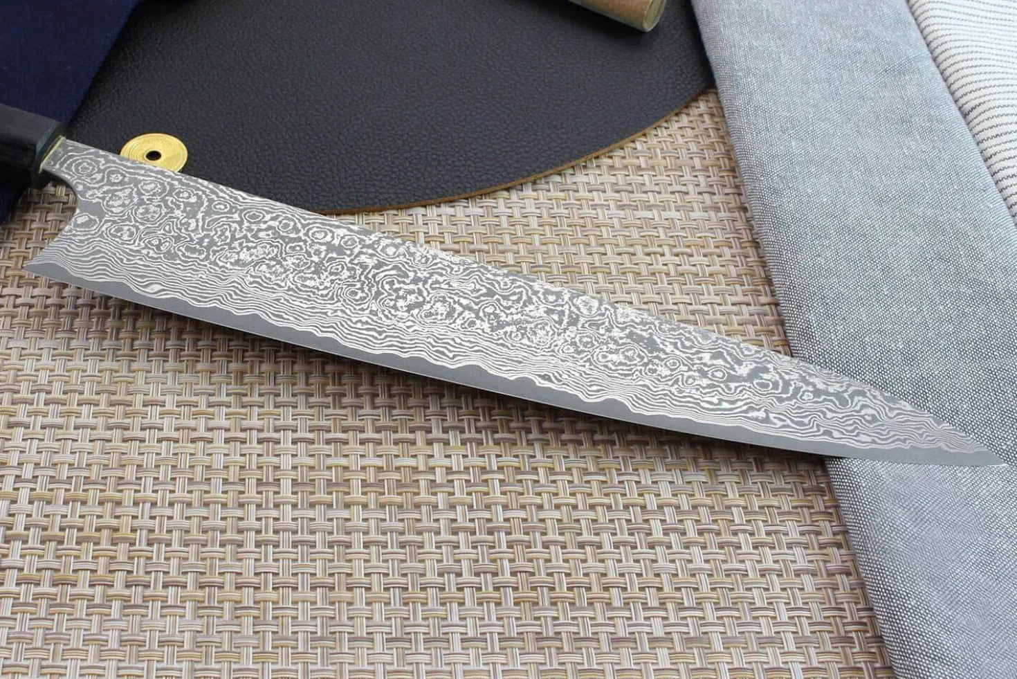 Couteau de chef japonais artisanal Masakage Kumo 27cm damas 63 couches