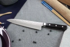 Couteau de chef japonais artisanal Kagekiyo Hammered 18cm