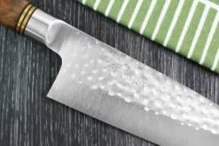 Couteau de chef japonais artisanal forgé Takeshi Saji R2 Tsuchime 21cm