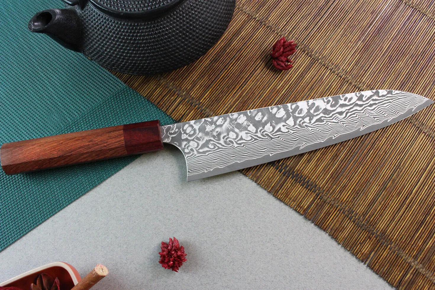 Couteau de chef japonais artisanal Yoshimi Kato 21cm SG2 Damascus