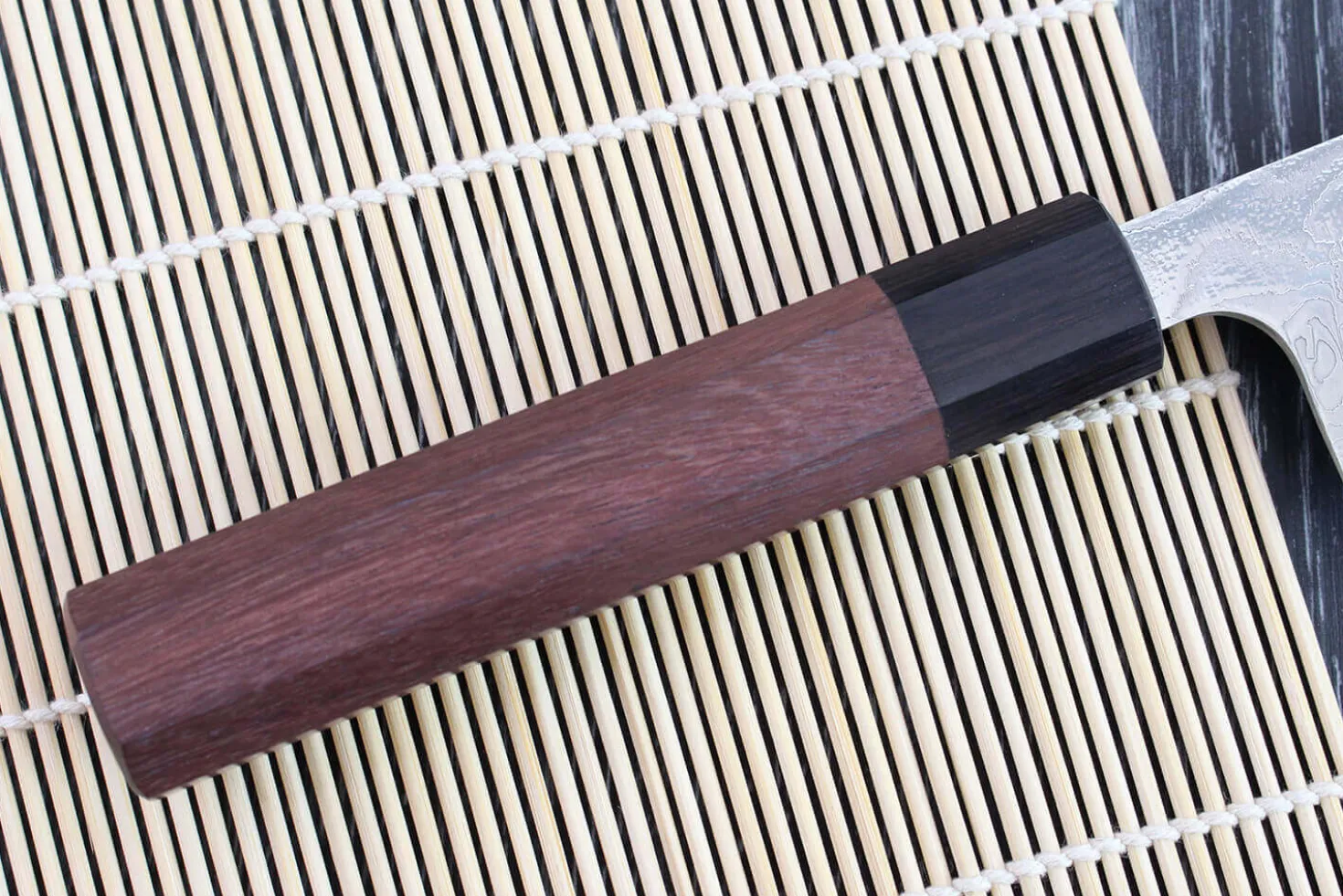 Couteau de chef japonais artisanal Takeshi Saji R2 Damas 18cm