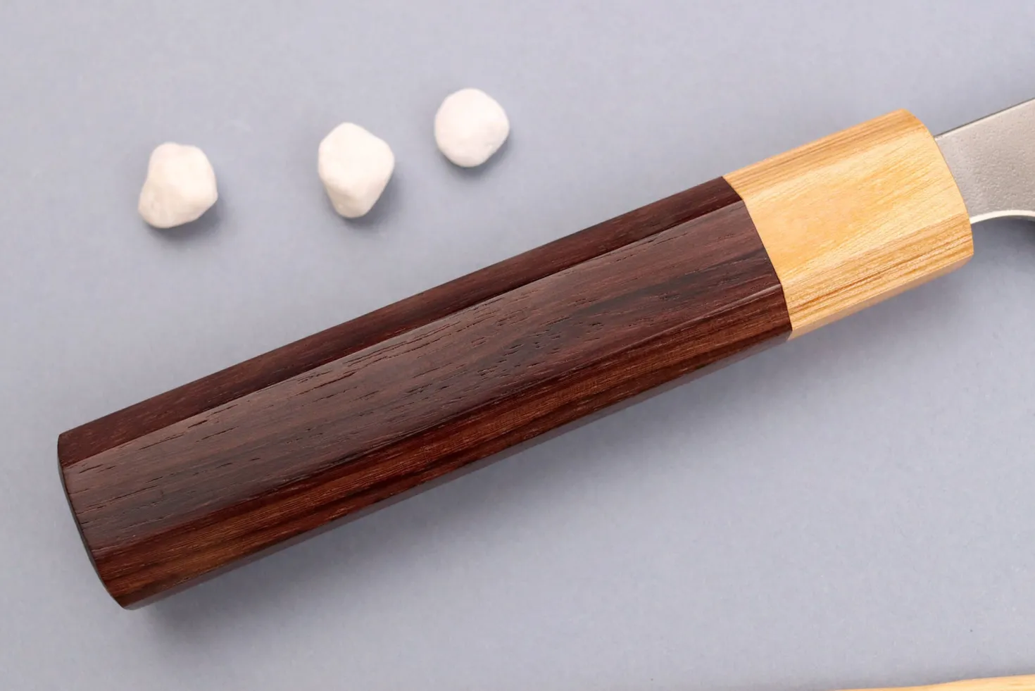 Couteau de chef japonais artisanal Yoshimi Kato AS Nashiji 21cm