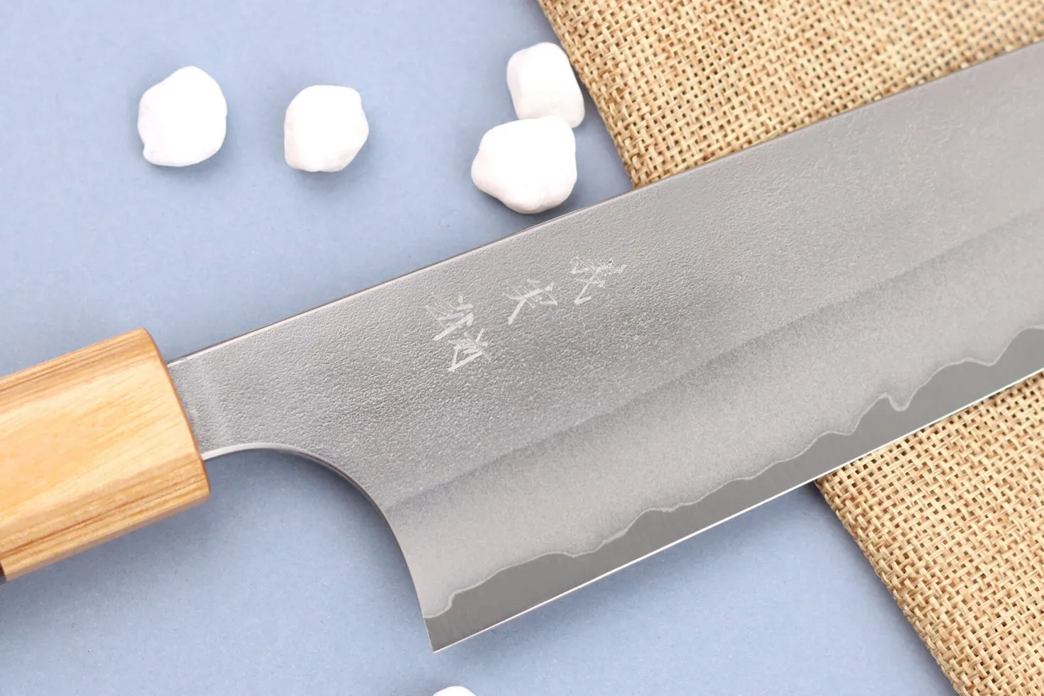 Couteau de chef japonais artisanal Yoshimi Kato AS Nashiji 21cm