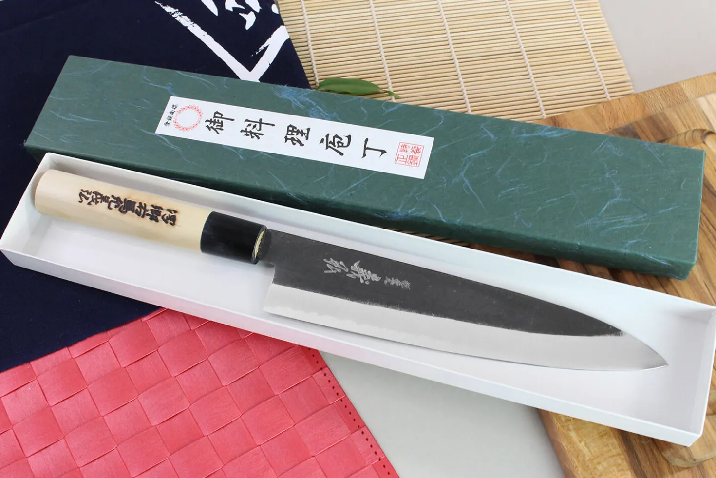 Couteau de chef japonais artisanal Yoshihiro Kogeta White 2 steel