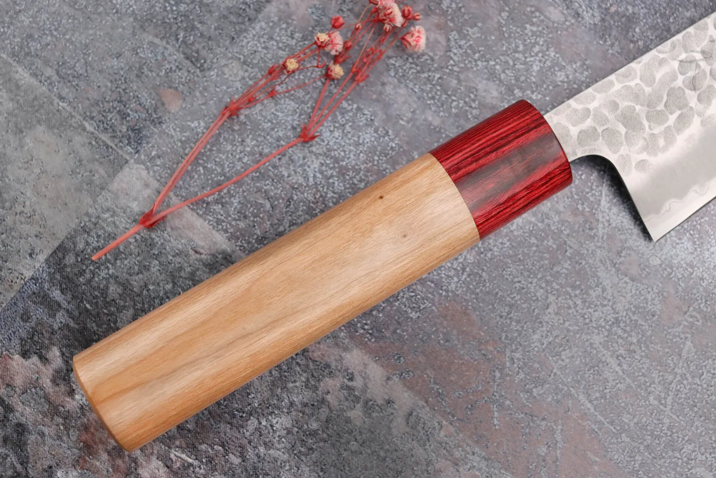 Couteau de chef japonais artisanal Tsunehisa Aogami Super martelé 18cm