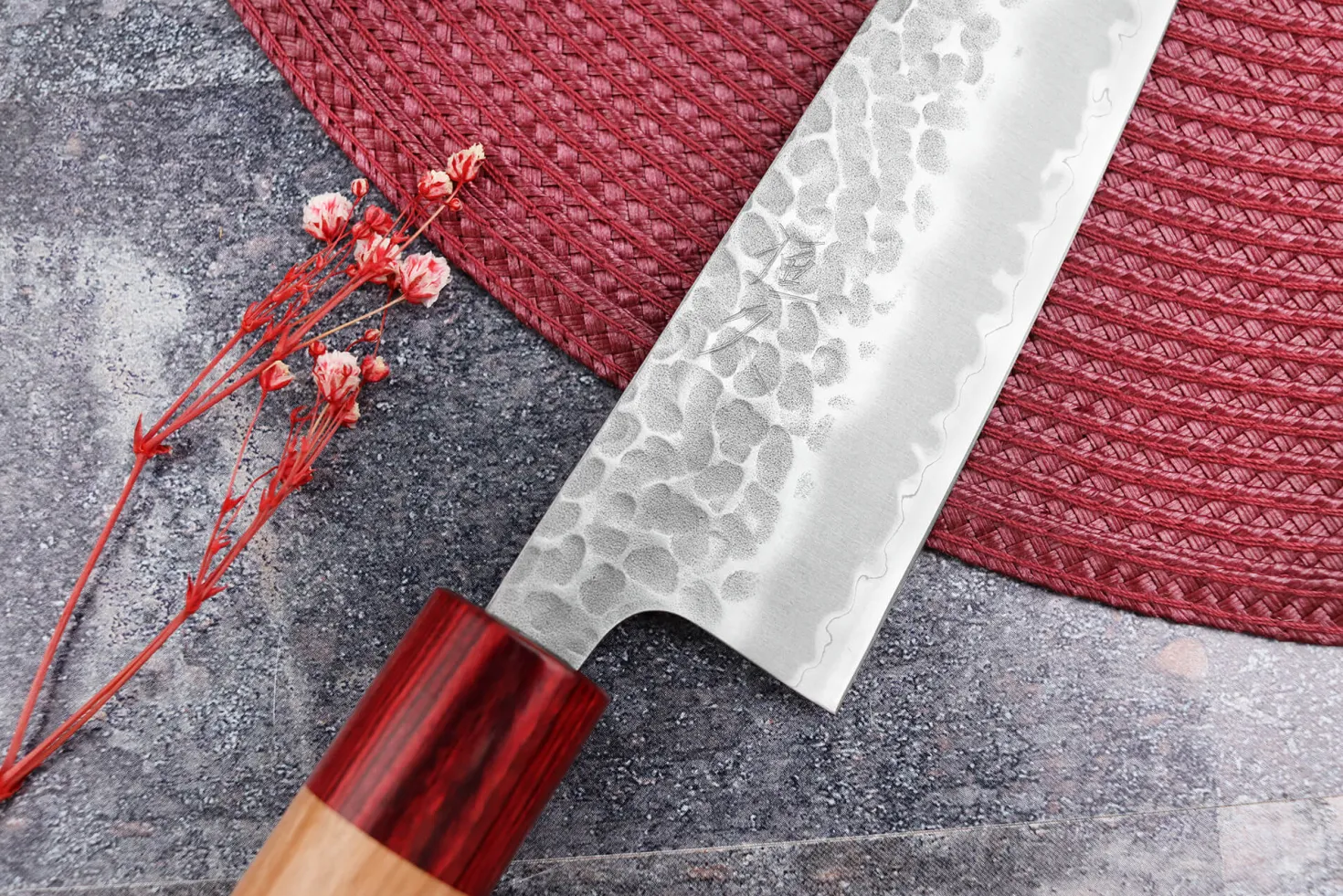 Couteau de chef japonais artisanal Tsunehisa Aogami Super martelé 18cm